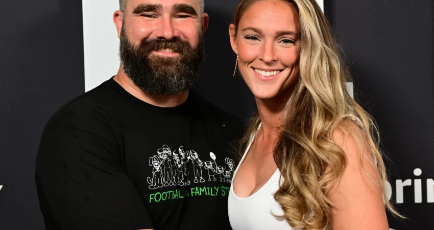 Jason Kelce defends wife Kylie after commenter calls her a bad 'homemaker'